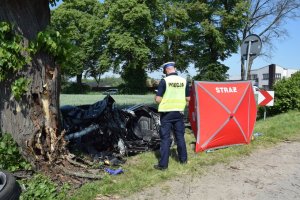 policjant na miejscu zdarzenia