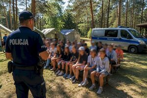 Intensywne lato puckich policjantów. Bezpieczniej na drogach i bez ofiar śmiertelnych