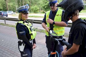 Intensywne lato puckich policjantów. Bezpieczniej na drogach i bez ofiar śmiertelnych