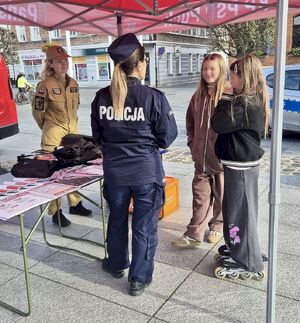Puccy policjanci na Krajowym Treningu Rodzinnym w Pucku